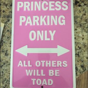 Metal wall sign decor